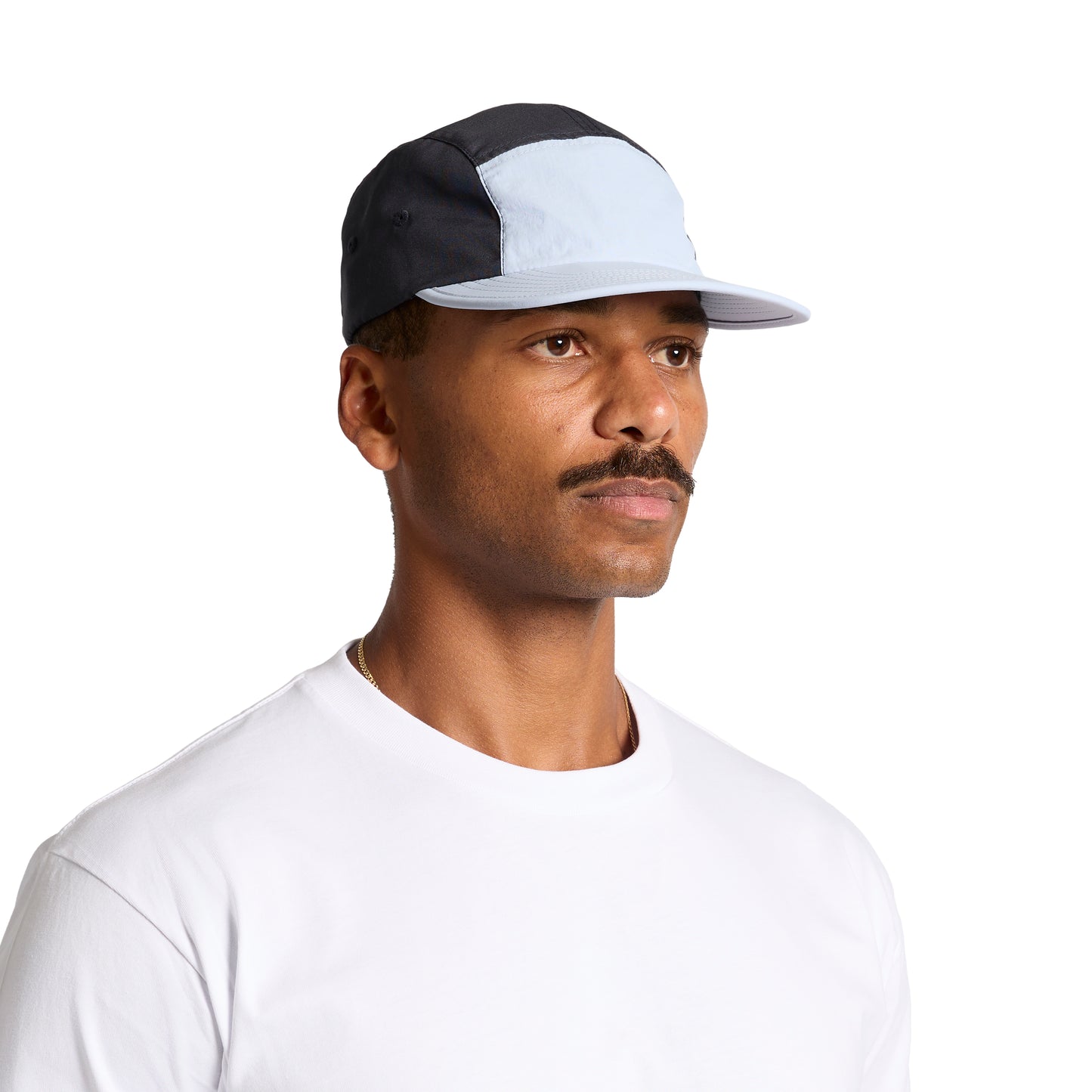 1105 FINN 2-TONE NYLON CAP